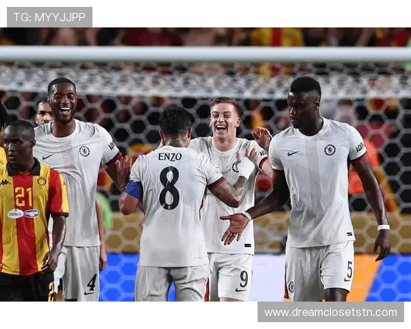 切尔西拜仁同时锁定雷恩天才中锋梅特身高194厘米潜力惊人